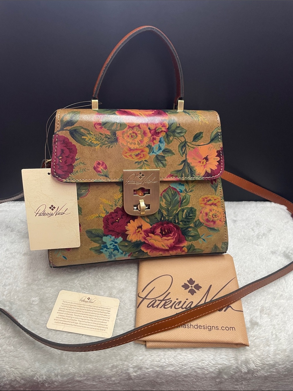 NWT Patricia Nash ‘Chauny’ Victorian Garden Satchel